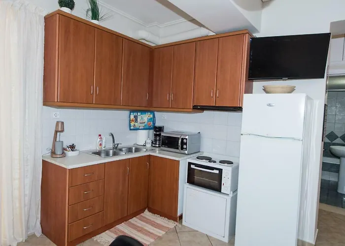 A Beautifull 2Nd Floor Apartment Close To The Port